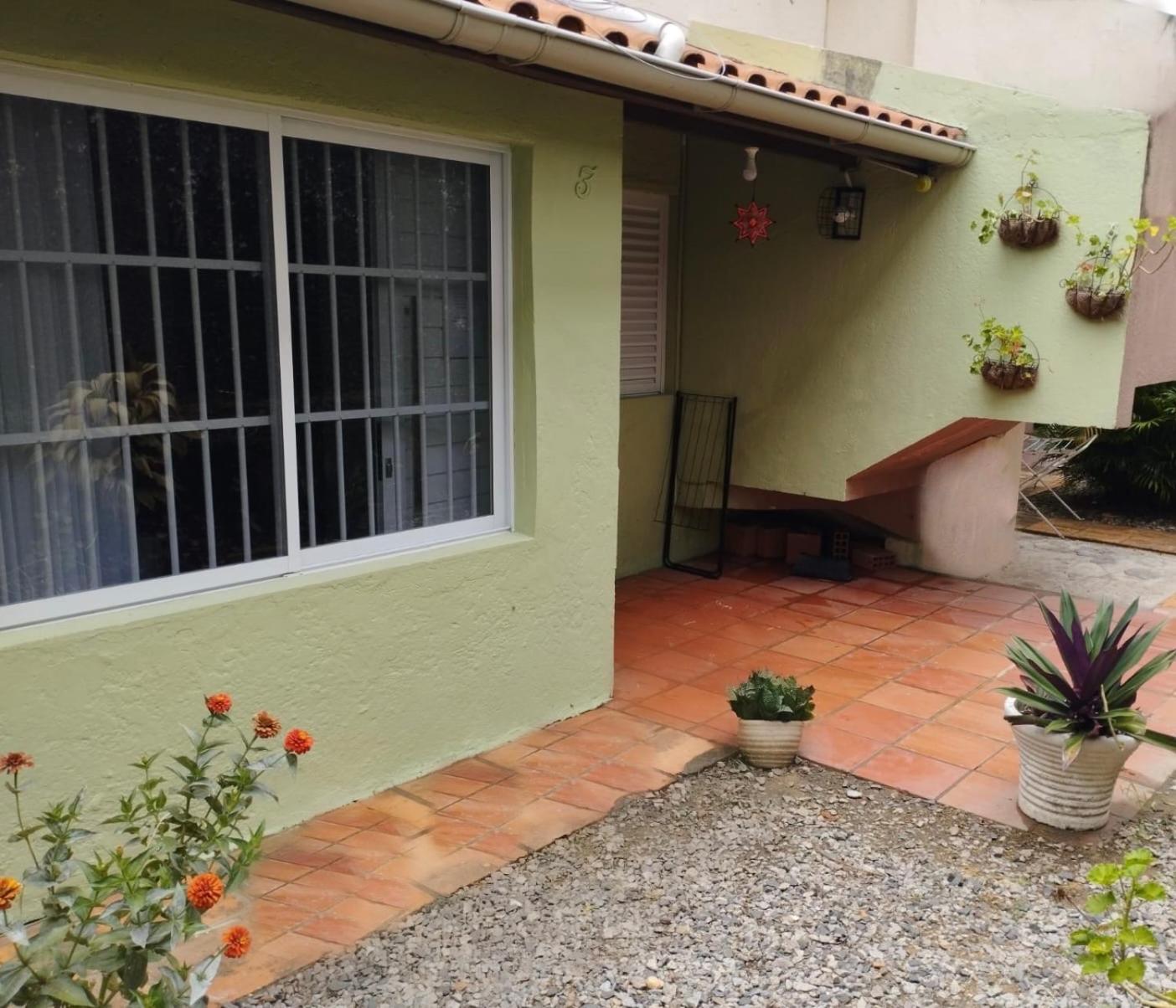 Charmoso Apto Com Clima De Casa Em Canasvieiras Florianópolis Exteriér fotografie